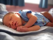 spanok dieťa a prečo spíme