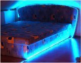 LED pásiky posteľ