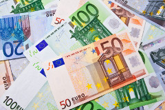 papierové peniaze - eurá