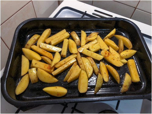 Pečené zemiaky a hranolky